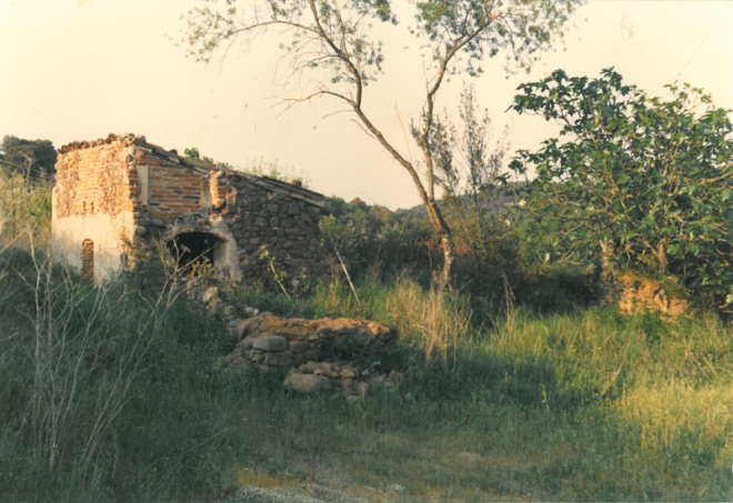 Can Belluga (Can Menescal) runes