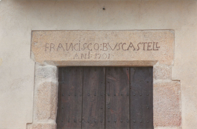 Can Buscatell finestra