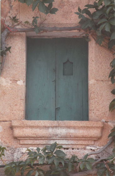 Can Sagués finestra