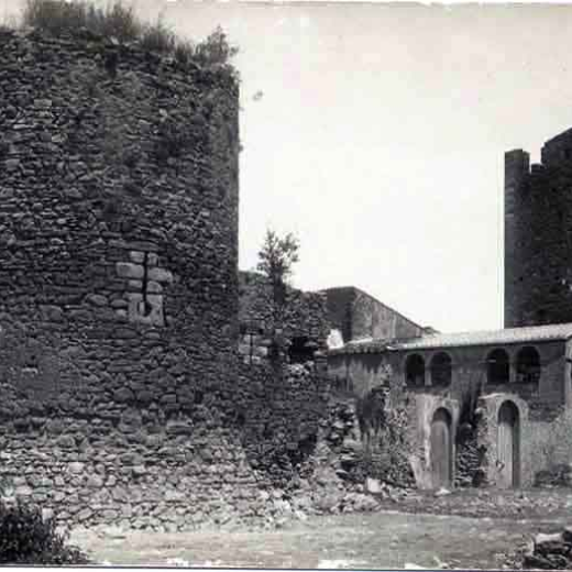 Muralla i Torre de les Hores