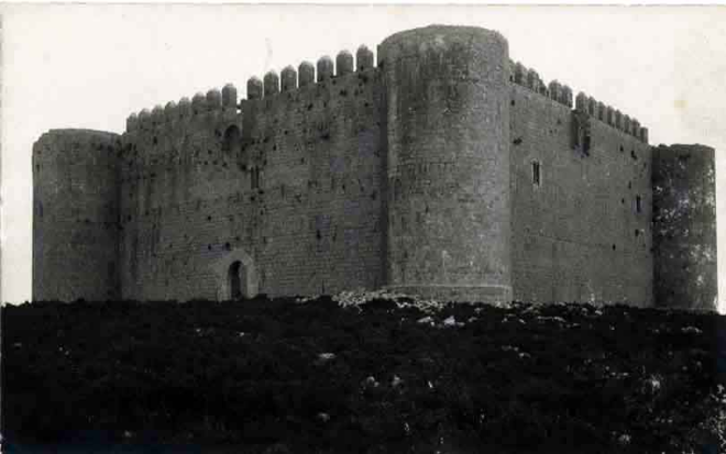 Castell del Montgrí. Exterior