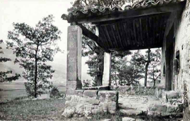 Capella de Sant Simplici. Porxo