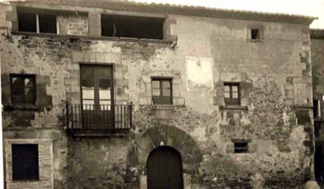 Casa Can Viladevall. Façana