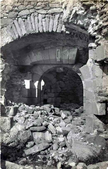 Castell de la Trinitat. Interior