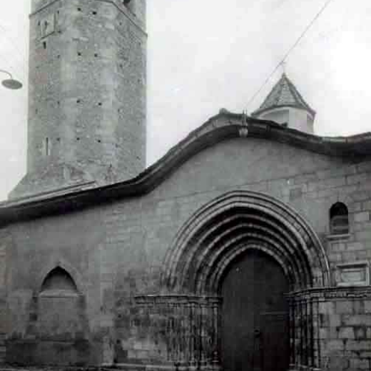 Església Santa Maria. Façana i campanar