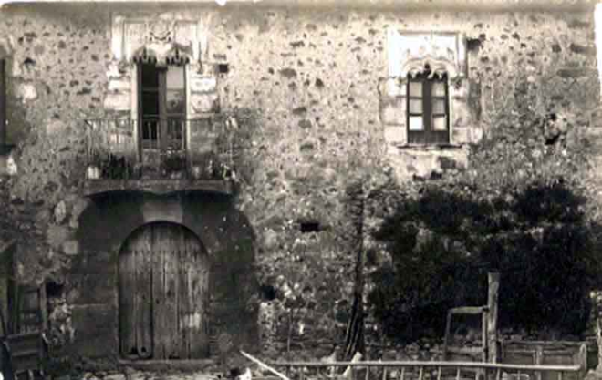 Casa Mas Cornell. Façana