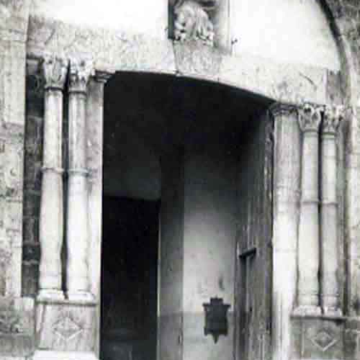 Església de Santa Maria. Portalada