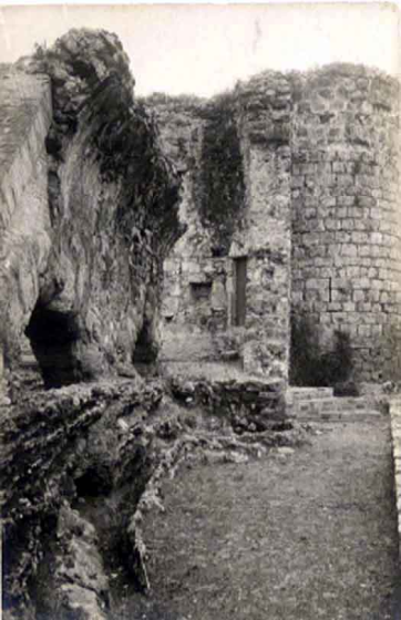 Termes romanes i torre del Castell de Caldes