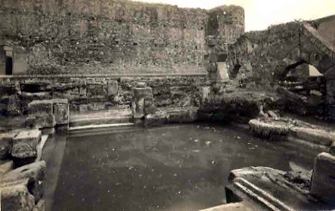 Termes Romanes i torre del Castell de Caldes