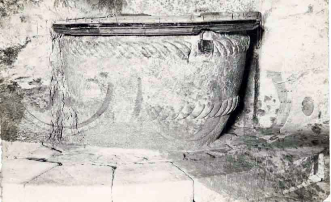 Església de Sant Cristòfol. Pica Baptismal