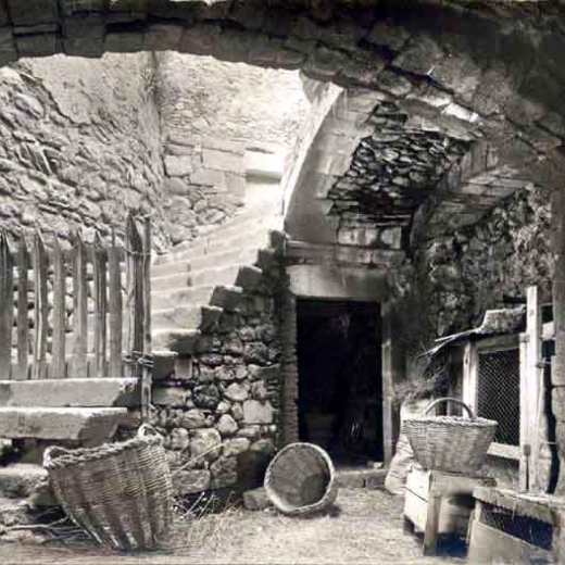 Castell de Celrà. Pati