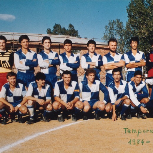 U.E. de Maçanet: Josep Masferrer (entrenador), J. Miquel Deval, Josep M Ribas, Alfons Cañuelo, Rafel Ortega, Martí Machado, Jordi Marqués, Josep Cornellà, Àngel Izquierdo i Manel Maestre (delegat).

Ajupits a terra: Xavier Espada, Antoni Martínez, Pere Matas, Jardi Barceló, Joan Cullell, Esteve Mayoral i Felicià Vivolas.