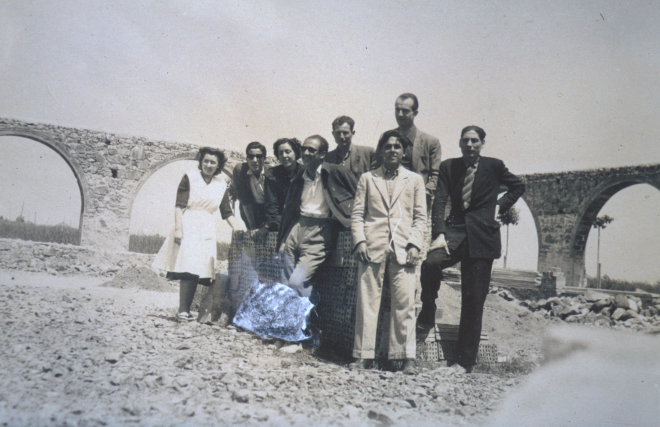 Construcció de la Pista Jardí.

Pilar Tomàs, Ferran Ruscalleda, Rosa Ruhí, Martí Masjuan, Lluís Artigas, Esrnes Maresme, Alfons Soms i Ramón Bagué.