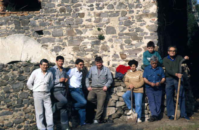 Feines de recuperació (foto dels components) de Sant Jordi: Juli Campeny, Josep Costa, Francesc Guinart, Joaquim Roca, Rosa M Bosch, Xavier Vergés, Jordi Vergés i Josep Reyner.