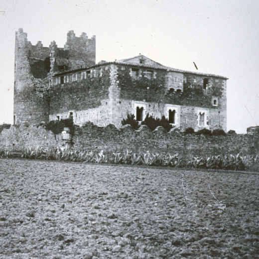 Vista de la Torre de Marata abans de l'incendi que l'afectà greument l'any 1924