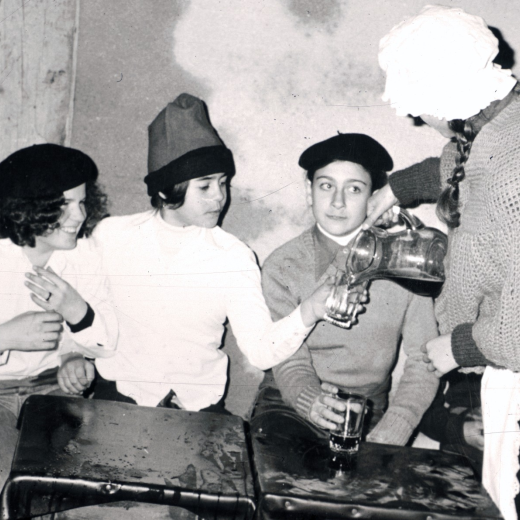 Quadre de representació en el pessebre vivent l'any1979
