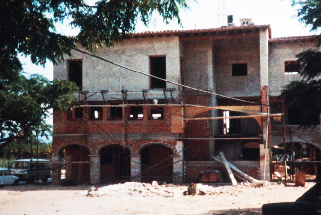 Obres de construcció del nou ajuntament l'any 1984