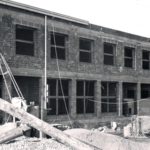 Construcció dels nous col·legis inaugurats l'any 1978