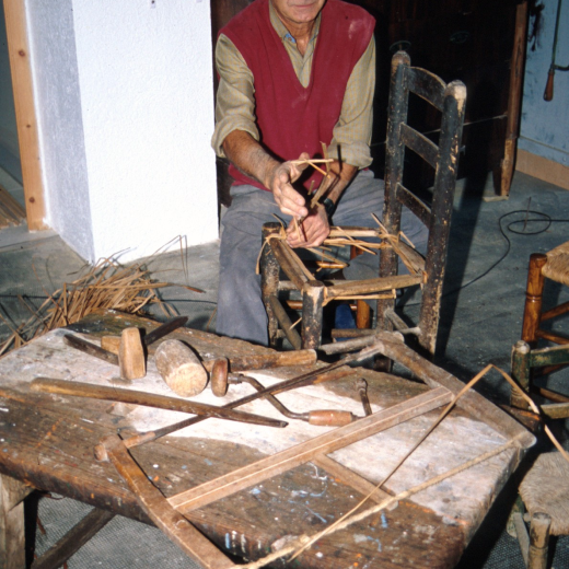 Lluís Presas, últim cadiraire artesà de Maçanet.