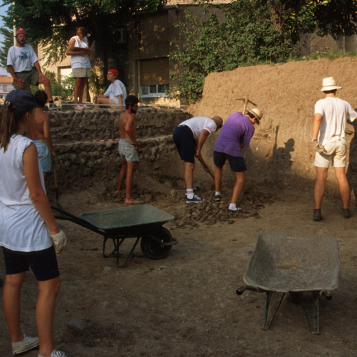 Altre aspecte de les excavacions al poblat romà als voltants del Palau de Foixà