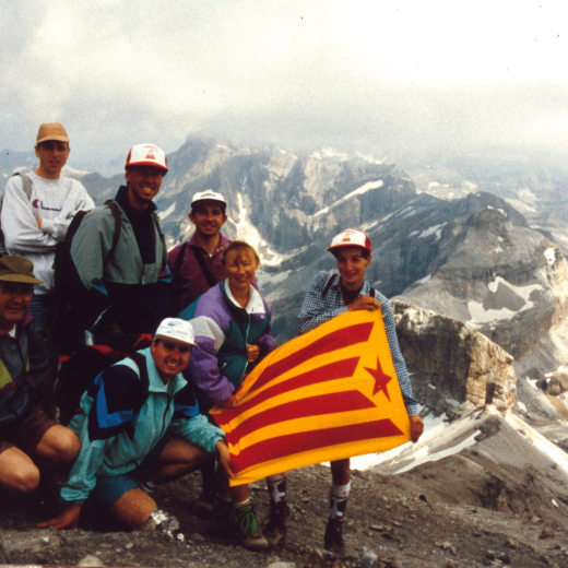 Grup dels amics de l'Esport de Maçanet al cim del Taïllon.

Lluís Tresserras, Josep M Budí, Josep Costa, Dora Tarrés, Josep Tussell, Juli Campeny i Jordi Tomàs.