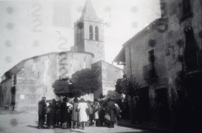Un dia de mercat - dimecres - a la plaça de Maçanet