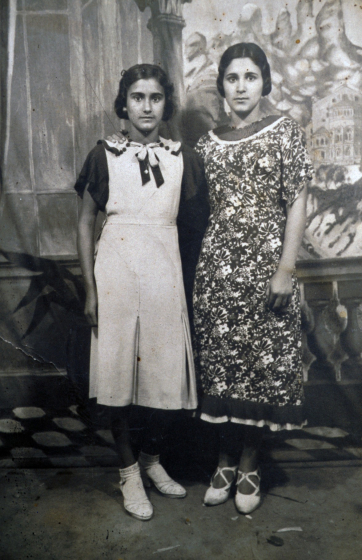 Les dos germanes Engràcia i la Maria Figueres Llinas