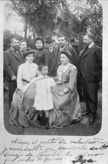 Grup de familiars dels Trinxeria i de Bolós de l'antiga aristocràcia d'aquella època. Segle XIX