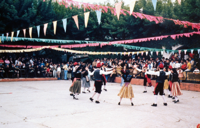Festa d'Homenatge a la vellesa a la Pista Jardí l'any 1977