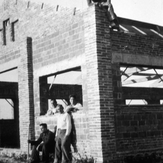 La fàbrica tèxtil de Joaquim Rey Roura en construcció