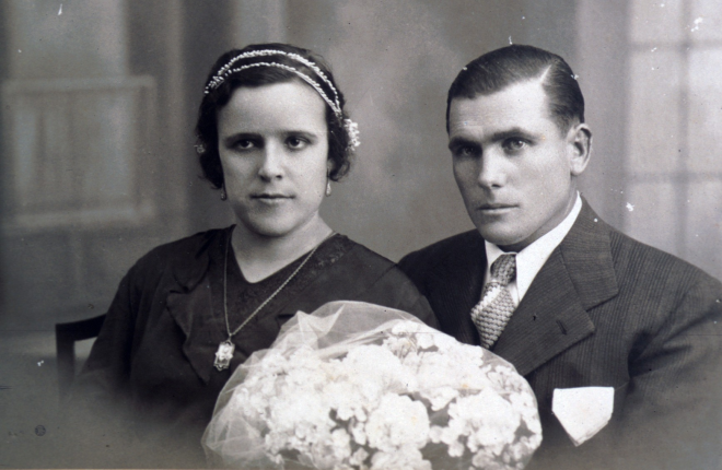 Joan Munsó Esqueu i Casimira Viñolas Rovira el dia del seu casament l'any 1934