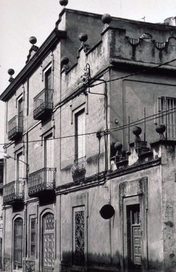 La casa pairal Can Trinxeria tal com està en aquests moments.