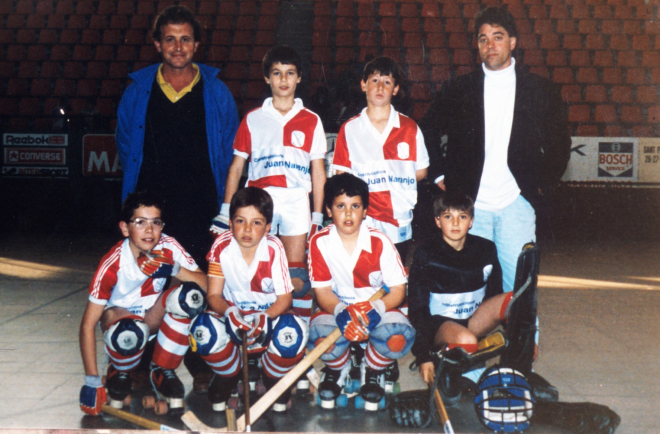 Josep Lladó, delegat, Albert Selva, Fernando Maqueda, Carles Vidal, entrenador.

A davant: Jordi Carreras, Xavier Lladó, Lluís Vilella i el porter Joan Miquel Naranjo