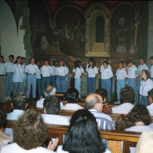 La coral juventud que pertany al grup el Gínjol en el concert el dia de Sant Esteve