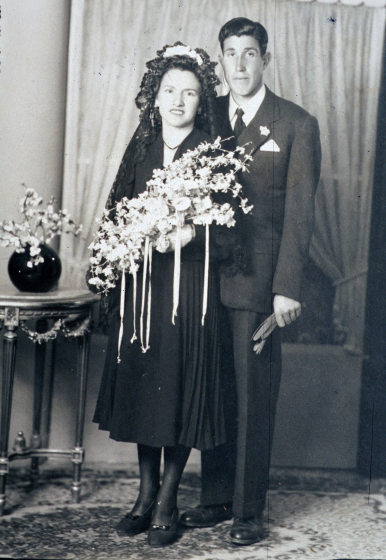 En Narcís Mir Zaragoza de Can Dinaret i la Rosa Ciurna Sureda de Can Dalemus el dia del seu casament.