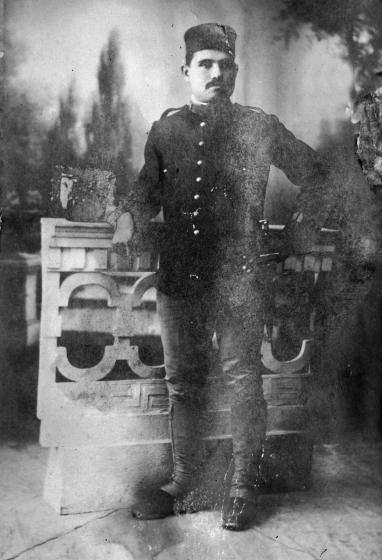 Josep Sureda Vilasseca fent el soldat