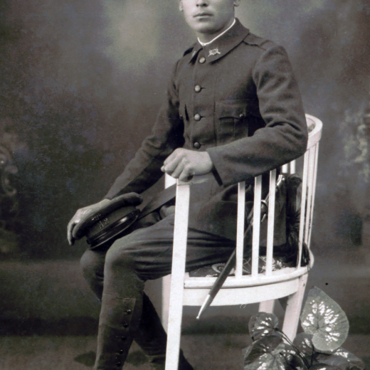Josep Poch Puig l'hereu Poc quan feia de soldat l'any 1932