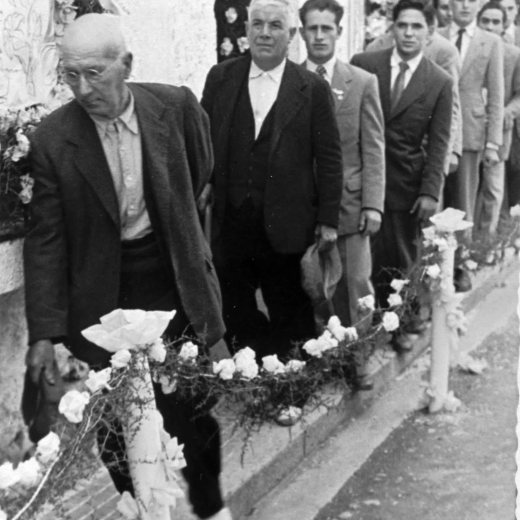 Francisco Llorens, Jaume Gispert, Miquel Jofre i Jordi Costa en la processó de la mare de déu de Fàtima.