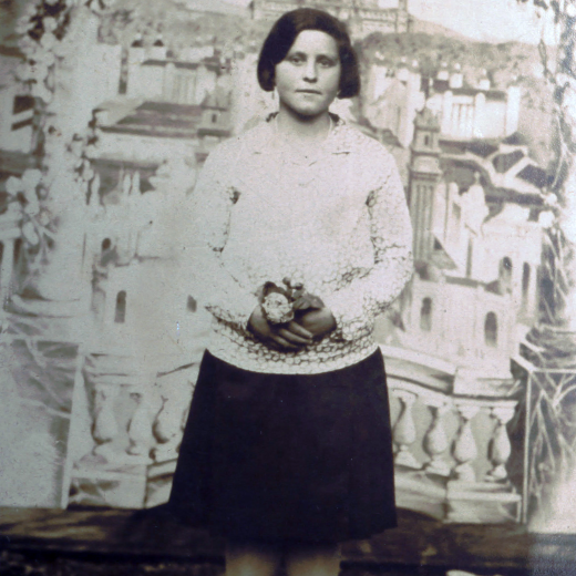 Mercè Argelés la jove de Can Calabrés d'aquells temps
