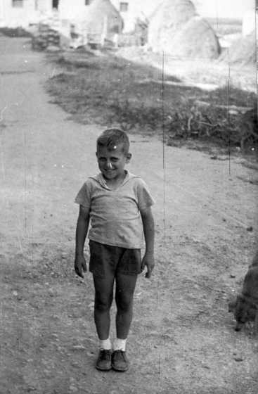 Retrat de Simó Serra quan tenia vuit anys