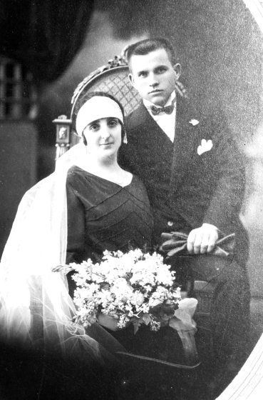 retrat de casament de Pere Tarres Juanhuix de can Pujolet amb Matilde una noia valenciana que varen residir sempre a Barcelona
