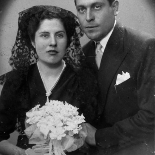 En Josep Aymerich Furroy de Can Xarbau i la Maria Marqués el dia del seu casament