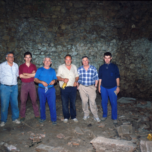 Pau del glaç; els de la foto són en Narcís Munsó, en Ramon Rieradevall (fill), en Xavier Vergés, en Josep Brossa, en Joaquim Roca i en Jordi Vergés.