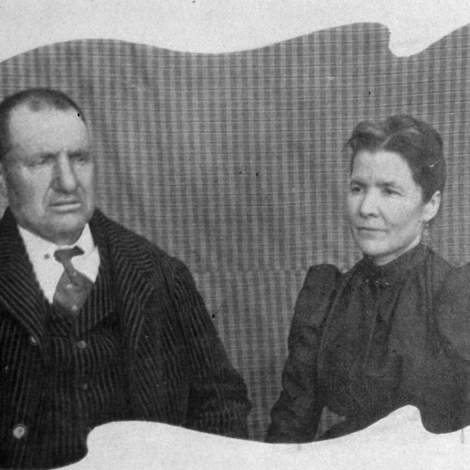 El matrimoni Vilaseca Grèbol pares de les que foren la Dolors de Cal Coix , la rosa Vilasseca que es casà amb en Fargnoli i d'en Sal. Segle XIX