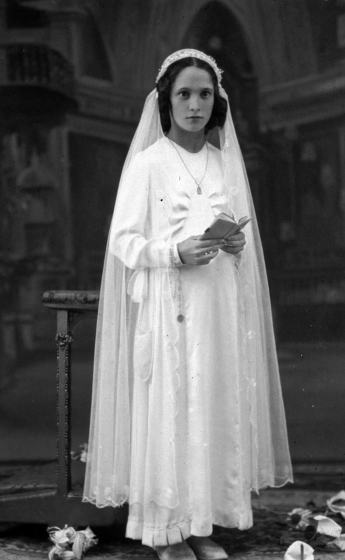 foto de comunió de la Carme Nadal Aulet de Can Vendrell