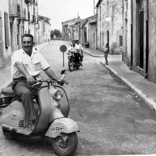 En Miquel Nadal amb la seva moto 