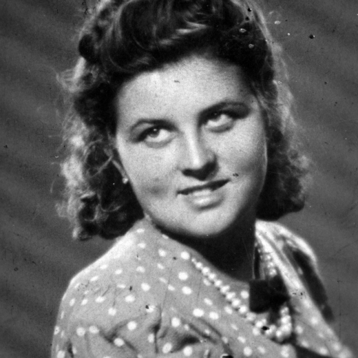L'Elvira Sitjà quan tenia 16 anys