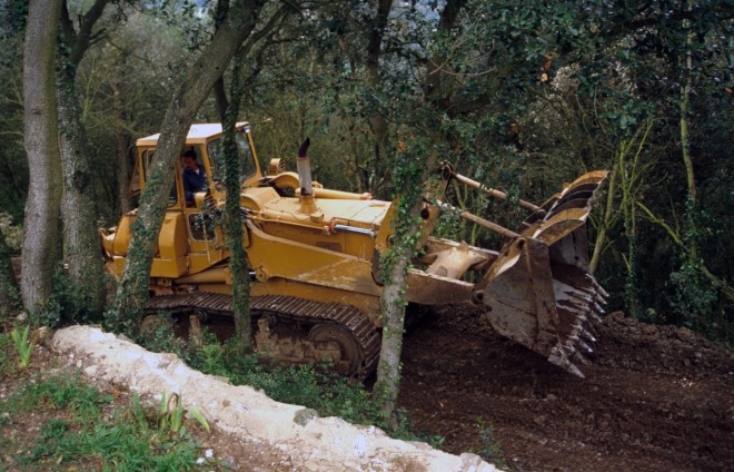 Altre detall dels treballs d'obertura del camí que envolta Sant Jordi que portà a cap el Sr. Esteve, complint els desitjos del nostre malaguanyat company Josep Panosa