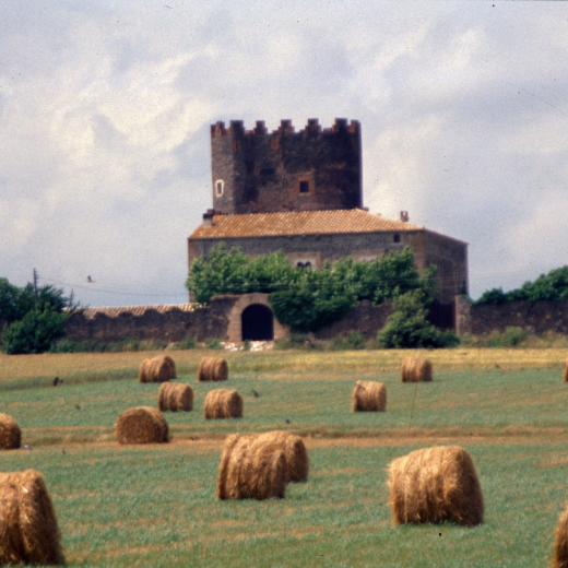 vista actual de la Torre de Marata, una fortalesa medieval perfectametn conservada
