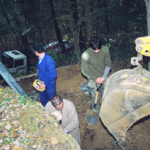 Treballs de consolidació del pou de glaç de Buscastell